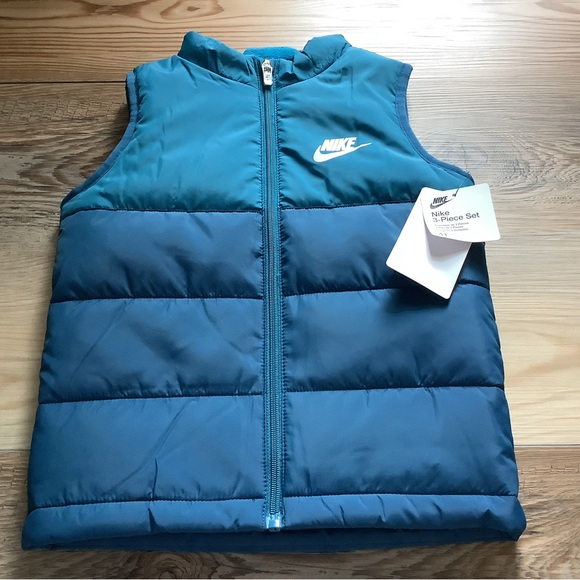 Nike toddler boys 3pc vest set size 4T(NWT)~PRICE IS FIRM~ - Picture 2 of 5